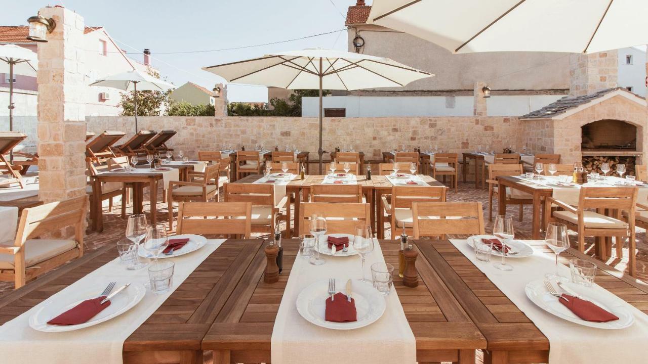 Bed&Breakfast Murterski Dvori Exterior foto